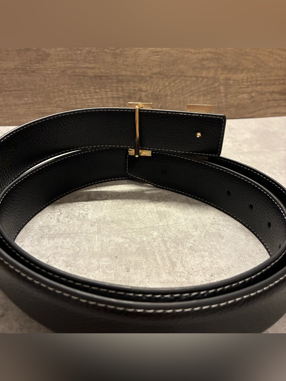 Vintage Style Black Leather Men’s Belt with Gold Buckle - Picture 10 of 10